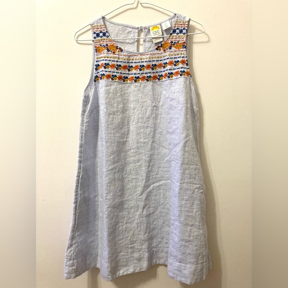 Sleeveless 100% linen embroidered blue a-line dress - Picture 2 of 6